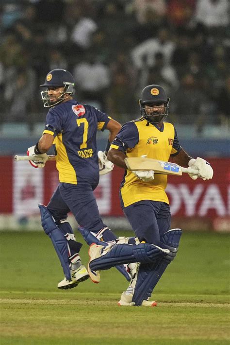 Sri Lanka played Super Four matchup wearing black armbands: Bangladesh ...