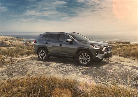 Toyota Reinvents 2019 RAV4, Shows the Fifth Generation in New York - autoevolution