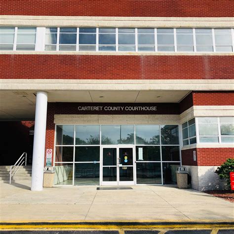 Entryway of addition to Carteret County Courthouse in Beaufort, North ...