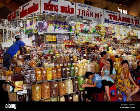 Street Food Night Market Ho Chi Minh City Center (HCMC) Saigon ...