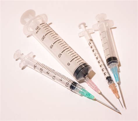 FMCG & Household :: Needles & Syringes - AMBESA.com: The leading B2B E ...