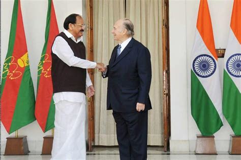 Aga Khan begins India visit to mark his diamond jubilee