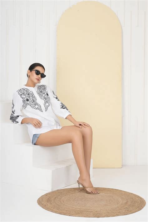 White Embroidered Mandarin Collar Cotton Poplin Shirt – Kaftanize