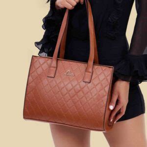 Top Handbag Brands In India - Find Your Fit