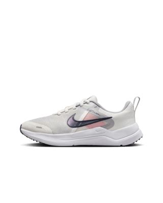Nike Downshifter 12 Older Kids' Road Running Shoes. Nike IN