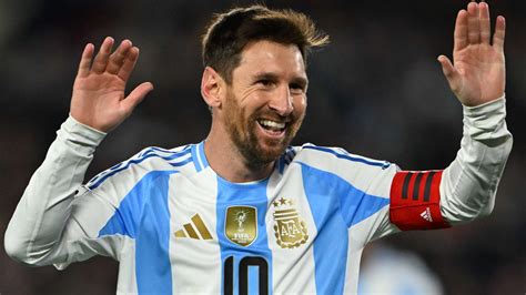 'Chapter is not closed' - Former Barcelona and Argentina star tips ...