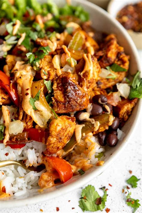 Chicken Fajita Bowl - Eat With Clarity