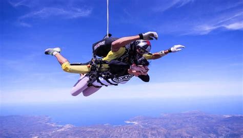 Skydiving In Victoria: Guide To Enjoy A Perfect Experience
