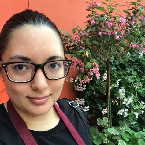 Sherry-Ann - English teacher - ₹4127/h