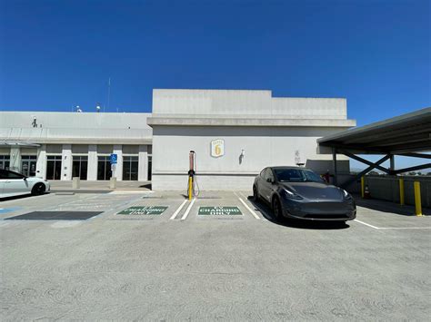 Watsonville Civic Center Garage (2) | Watsonville, CA | EV Station