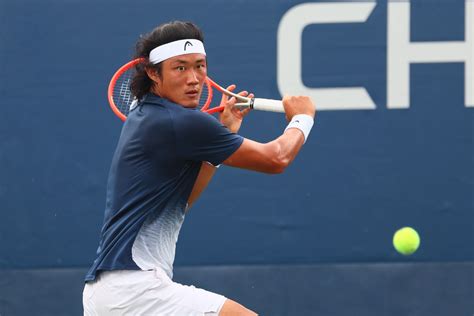 中国男子网球历史性突破！张之臻世界排名进入前100|网球_新浪财经_新浪网