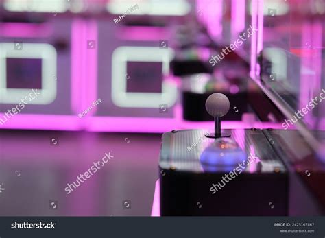 Claw Machine 的图像结果