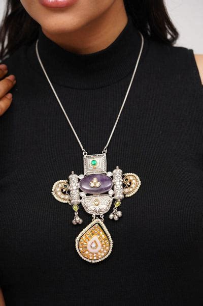 Indian Necklace & Choker Sets Online | Shop Now | Attrangi Indian ...