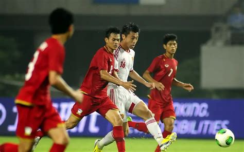 泰国队官方发布世预赛对阵国足海报，提及昔日合肥1-5