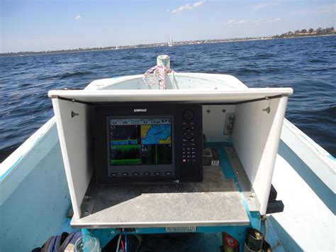 Simrad NSE 8 GPS Chart Plot 的图像结果