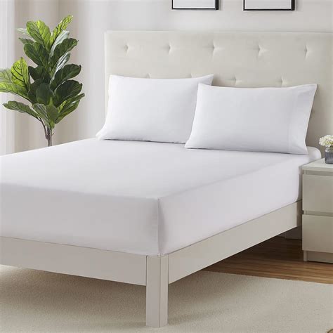 Amazon.com: Clara Clark Fitted Sheet, Extra Deep Pocket Fits Deep ...