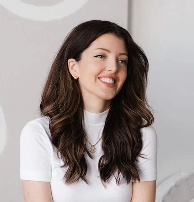 Sign Over a Check 的图像结果