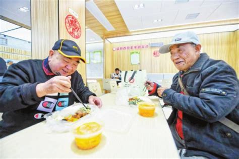 花样助餐服务 让芜湖老人享受晚年“食”光_中安新闻_中安新闻客户端_中安在线