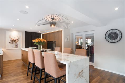 6 kitchen Island breakfast bar ideas - Stoneham Kitchens