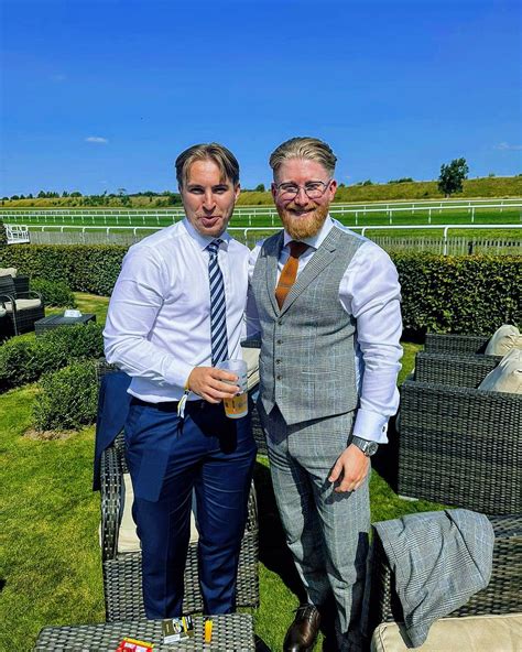 Chris Faulkner on LinkedIn: #teamsuccess #eliteclub # ...