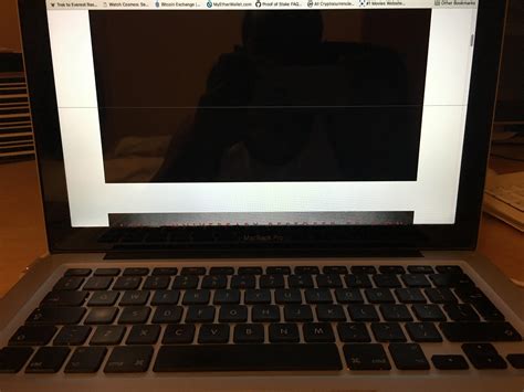 Horizontal Lines Macbook Pro