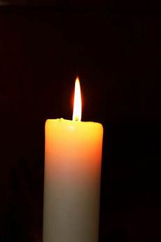 le candele yellow candle free stock photo domain pictures le candele yellow candle free stock photo domain pictures
