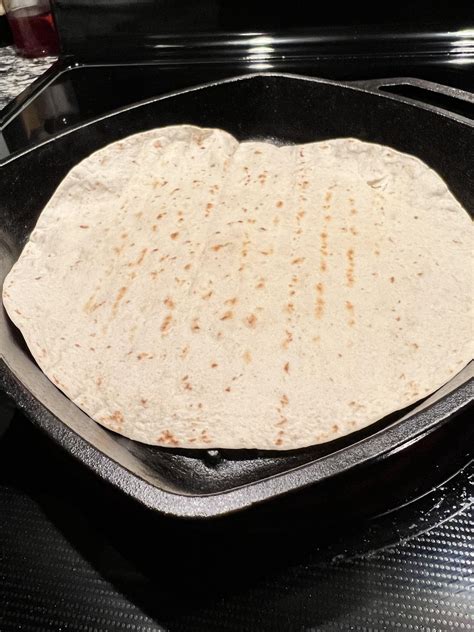 The only use I have for my Lodge grill pan... perfectly heating up ...