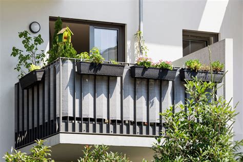 The Cheapest Ways To Add Privacy To Balconies In New York