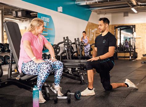 Personal Trainers l Expectations, Benefits & Costs | PureGym