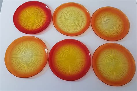 Hand Blown Glass Dinner Plates at Anna Kiefer blog