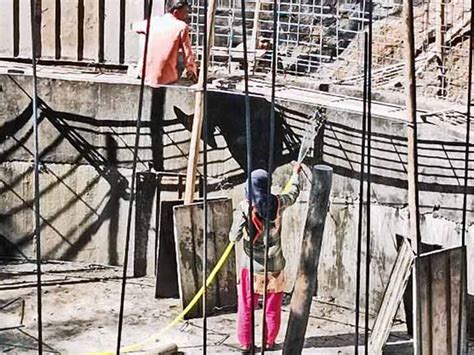 The contractor was using water and electricity for 12 days without ...