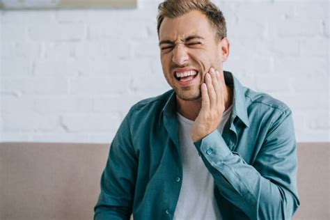 Signs Of A Tooth Infection - Dentist Aberdeen NJ