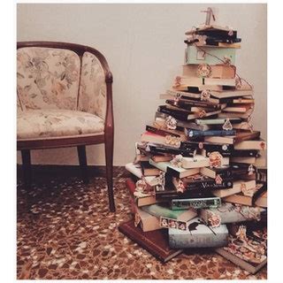 5 ways to make your Christmas tree the coolest one around | Vogue India