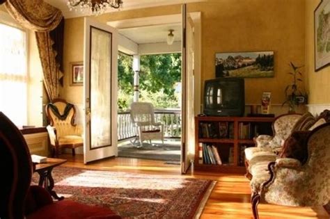 Hotel Lodging, Gallery - Weaverville Whitmore Inn