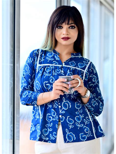 Blue Floral A Dabu Top – LUSH LAYERS