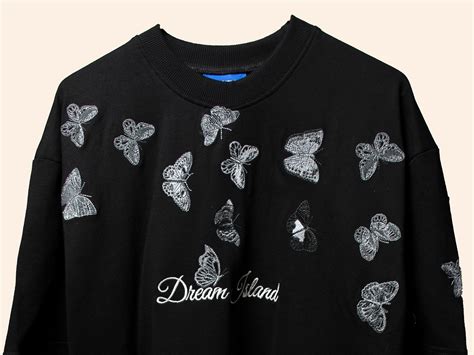 Greyscale Butterflies T-shirt – Dream Island