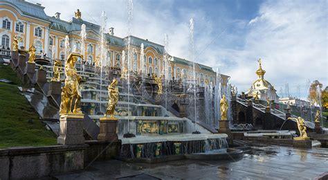 圣彼得堡哪里好玩？不能错过的七个景点,2023圣彼得堡榜单,景点/住宿/美食/购物/游玩排行榜【去哪儿攻略】