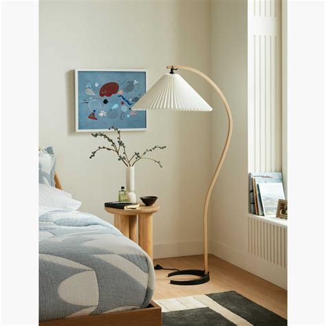 Timberline Floor Lamp – Design Within Reach