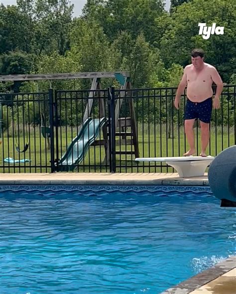 Inappropriate Swim Trunks 的图像结果