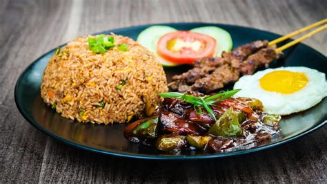 Cara kreatif menggunakan nasi sisa di rumah