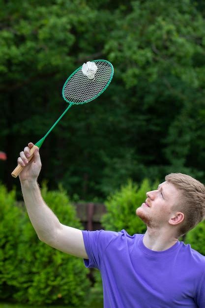 The Man Playing Ball 的图像结果