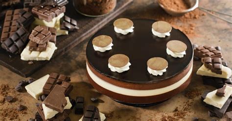 The 5 Best Places To Celebrate World Chocolate Day In Kolkata ...