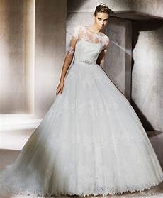 Wedding White Dress Meaning by The Meaning Of The White Wedding Gown Weddingelation Wedding White Dress Meaning
