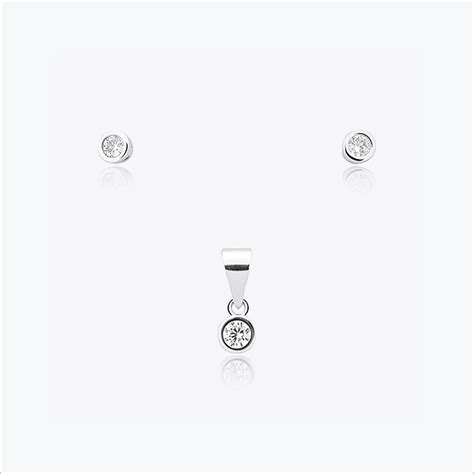 Eira Beam Pendant–Sterling Silver with Quiet Light – Rubicstone