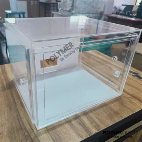 ACRYLIC CUSTOM DISPLAY BOXES & CASES - Transparent Acrylic Weighing ...