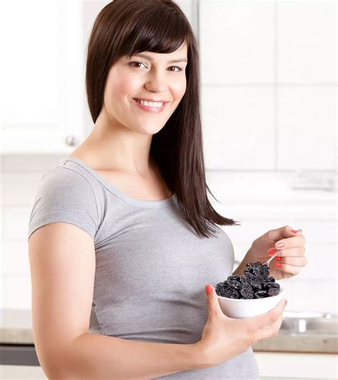 Prunes During Pregnancy: 6 Key Health Benefits