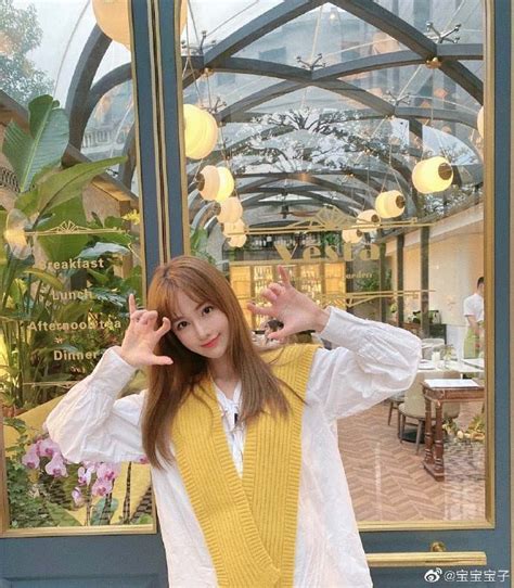 Top Female Streamers In China, Making Fans Forget To Play Games