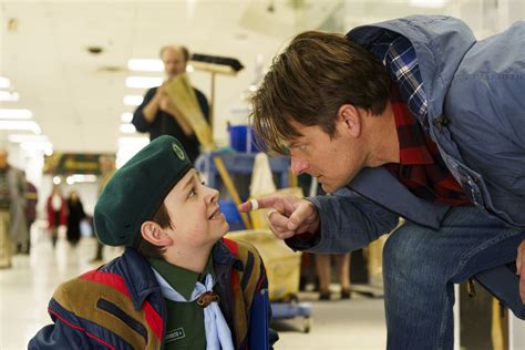 Download Steve Zahn Winslow Fegley Movie 8-Bit Christmas HD Wallpaper