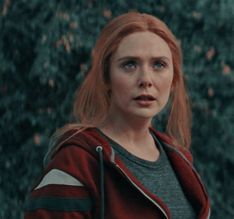 Elizabeth Olsen Maxim