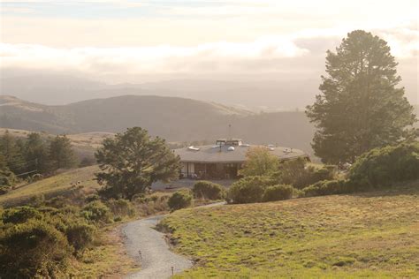 Djerassi Artist Residency Program 2021 – Res Artis